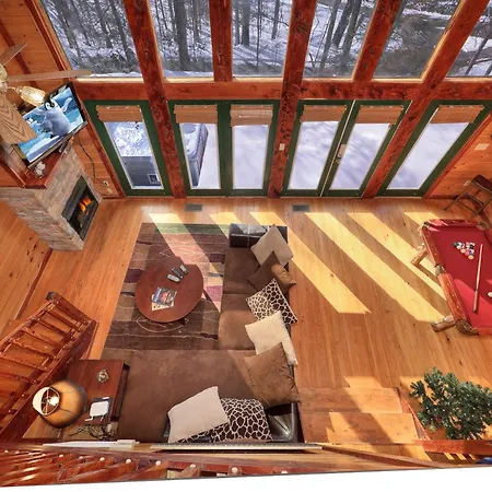 Smoky Mountain Romance Holiday Home